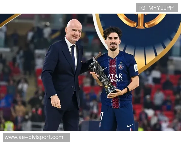 巴黎圣日耳曼今夜抵达多哈全力备战洲际杯赛事 巴黎圣日耳曼今夜抵达多哈全力备战洲际杯赛事