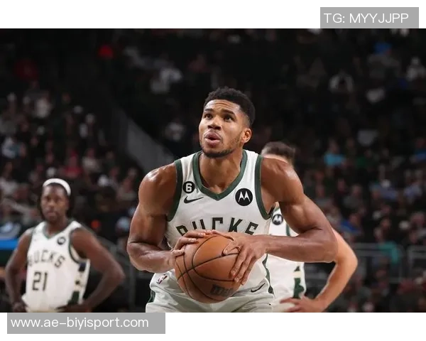 字母哥明日将进行核磁共振检查希望伤情无大碍恢复顺利