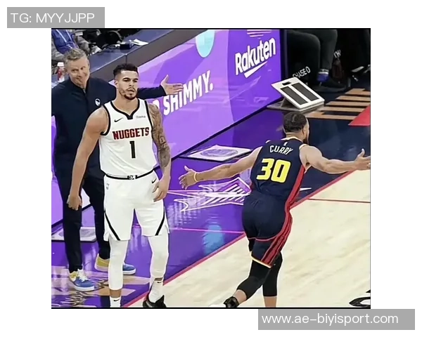 库里谈背靠背赛程挑战称球队在与掘金的较量中展现拼搏精神